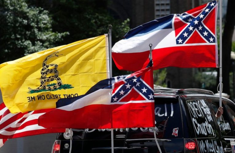 Baptists and Walmart criticize rebel-themed Mississippi flag