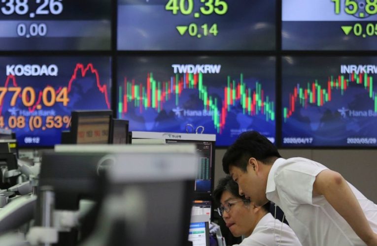 Stocks fade in mixed trading amid worries on virus, economy