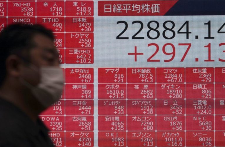 Asian shares retreat as virus vaccine rally fades