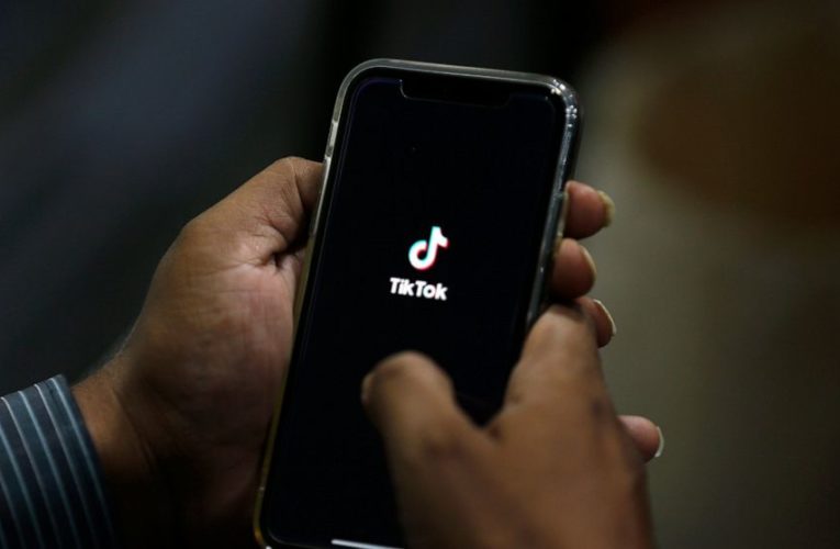 Pakistan warns TikTok video service, blocks Bigo Live app