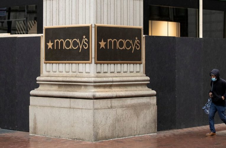 Macy’s posts $400 million loss as sales drop 36%