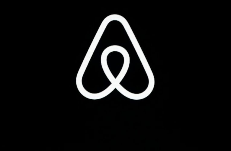 Airbnb hopes to raise $2.6b in mid-December IPO