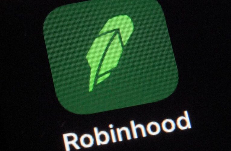 Robinhood raises $3.4B from investors amid surge in trading