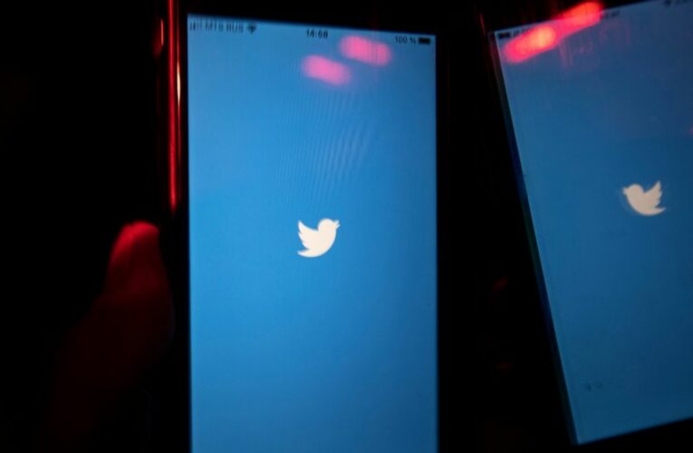 Russia fines Twitter for not taking down calls to protest