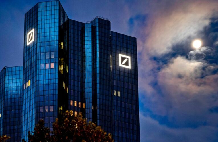 Restructuring Deutsche Bank shows best quarter in 7 years