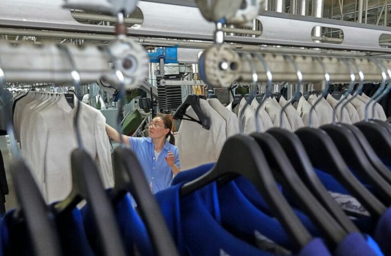 China’s manufacturing holds steady, rebound leveling off