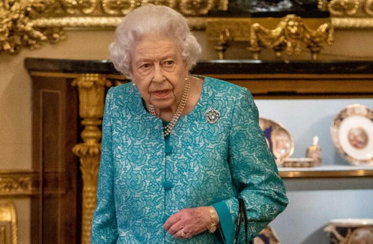 Queen Elizabeth II will skip COP26 reception days after a hospital stay