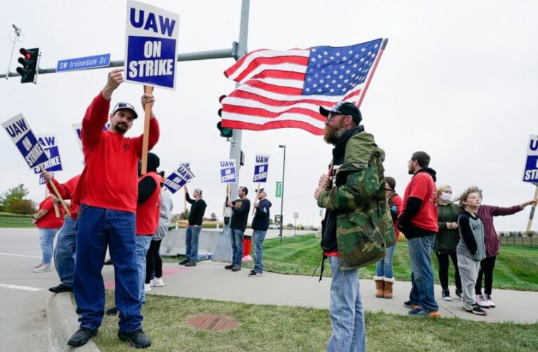 Judge limits strikers’ conduct at Deere plant in Iowa