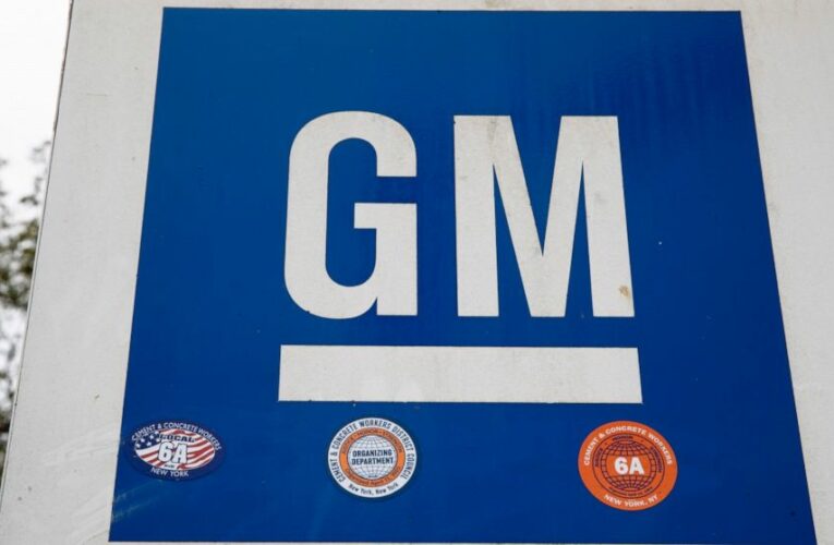 GM sets to double revenue, lead US in electric vehicle sales