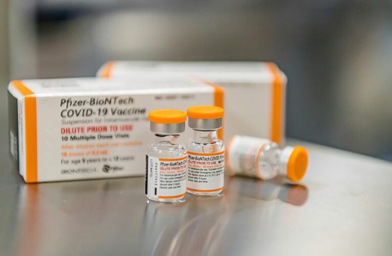 FDA says Pfizer COVID vaccine looks effective for young kids