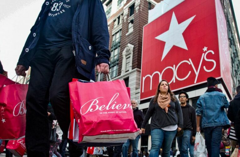 US consumer spending rebounded in August despite COVID