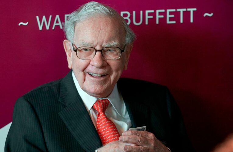 Big tech and speculative meme stocks have had a rough start to the year, while Buffett’s portfolio is near an all-time high